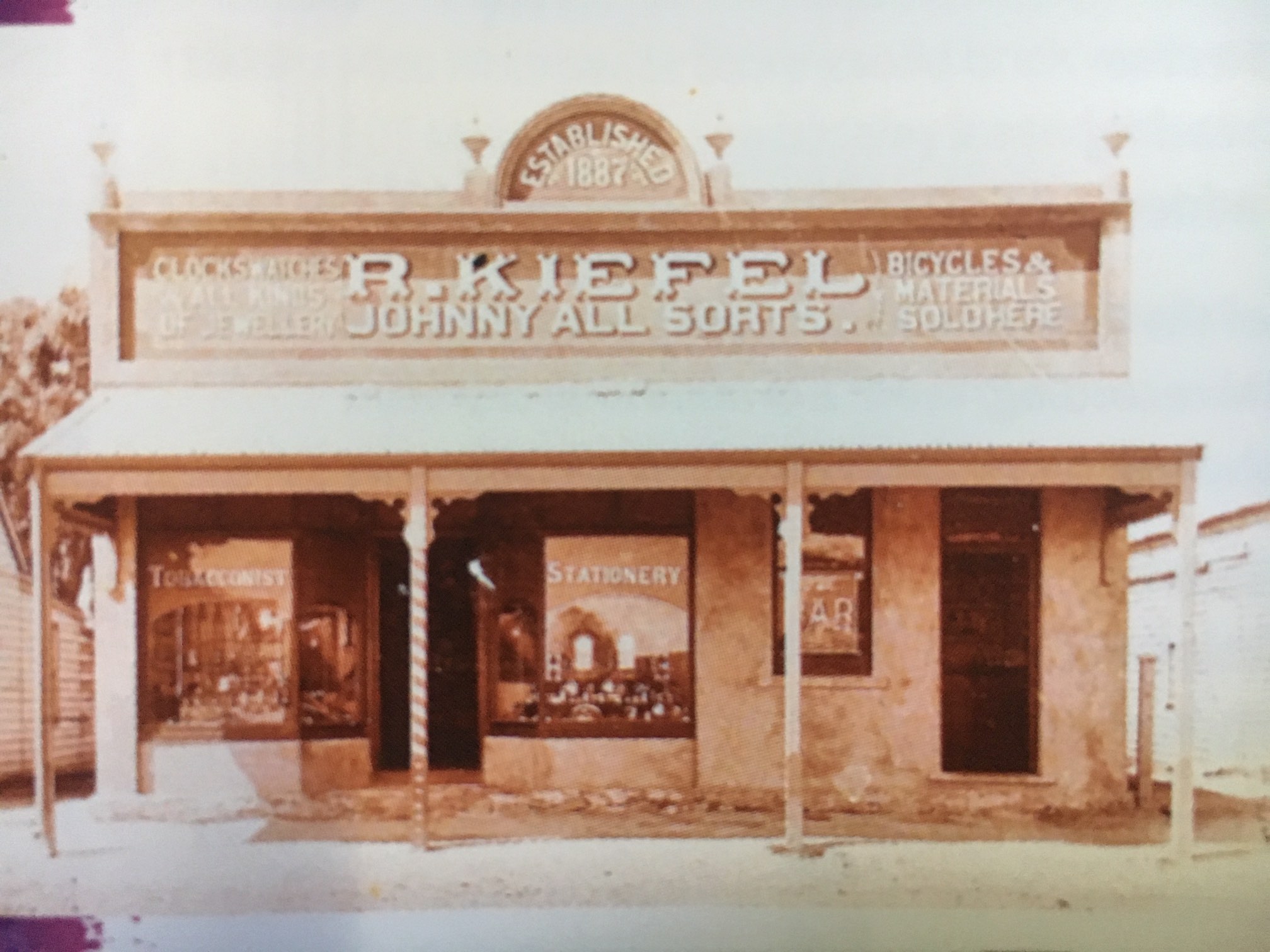 IMG_4547 hairdresser smaller